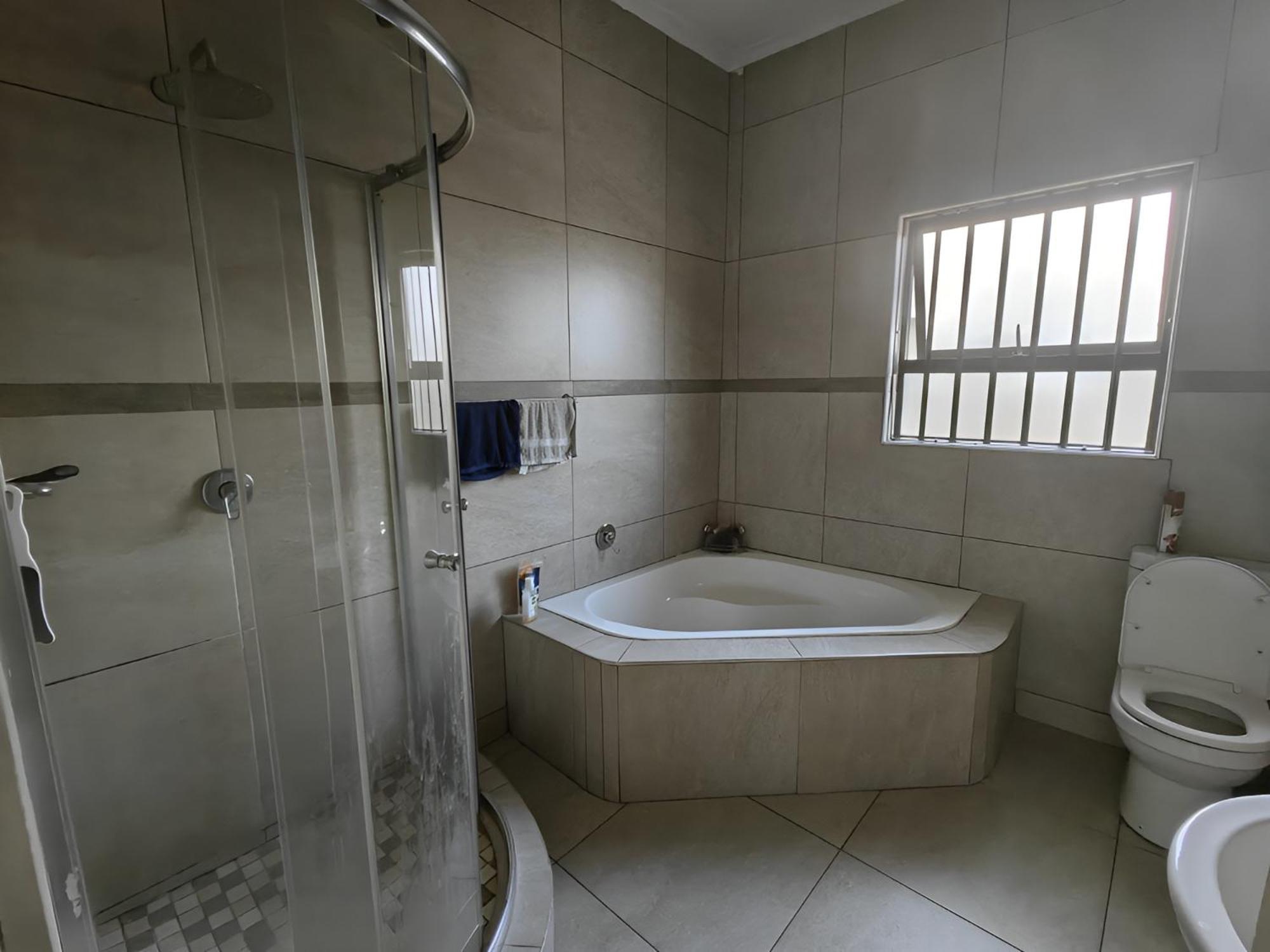 Elegant Guest House Matsapha Экстерьер фото